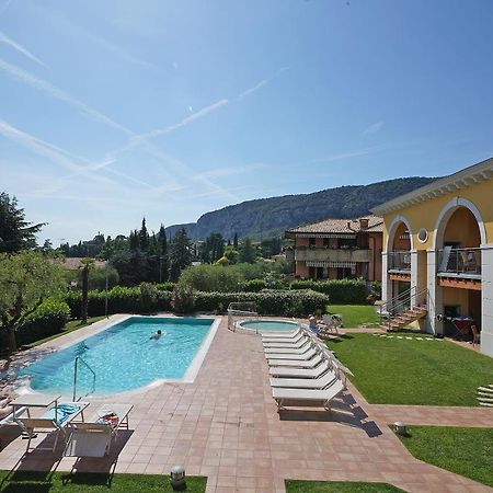 Appartamenti Corte Leonardo Garda  Exterior foto