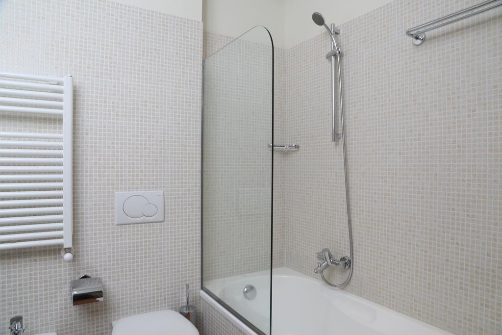 Appartamenti Corte Leonardo Garda  Exterior foto