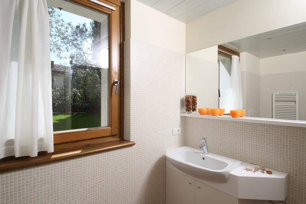 Appartamenti Corte Leonardo Garda  Zimmer foto