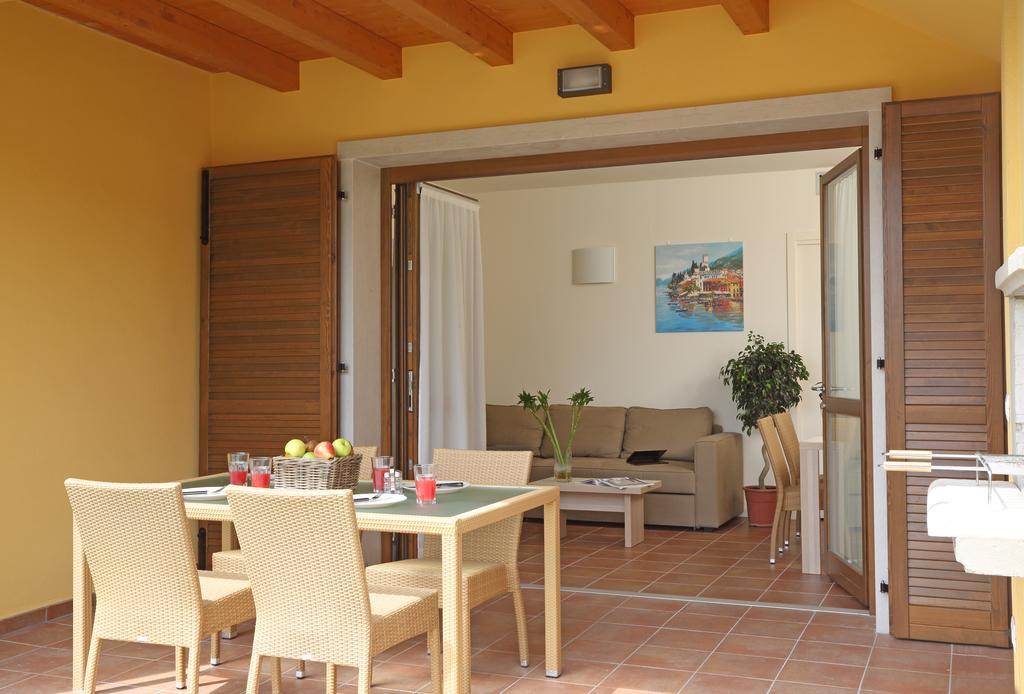 Appartamenti Corte Leonardo Garda  Exterior foto